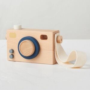 Target Hearth and Hand Magnolia Wooden Toy Camera New Decor Kid Children Photo